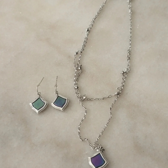 Kendra Scott Jewelry - Kendra Scott Earring and Necklace Set